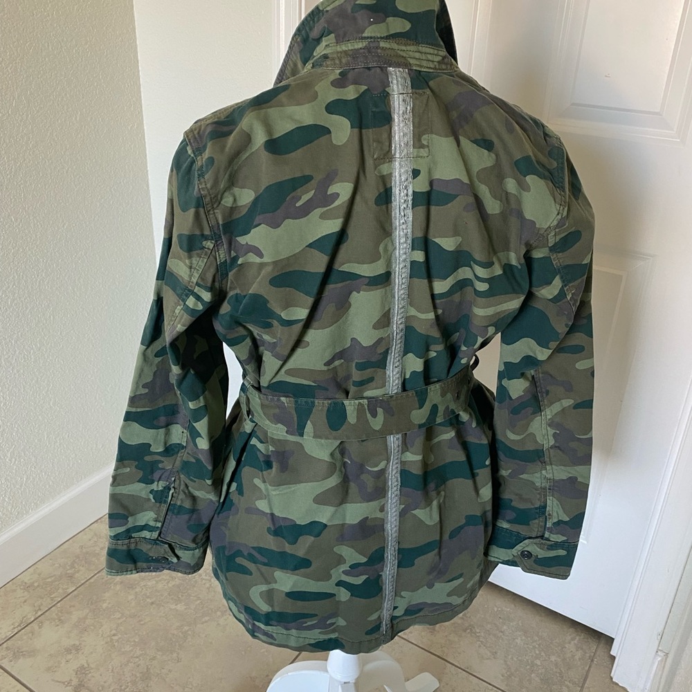 GAP Women's Camouflage Utility Jacket - Green Camo